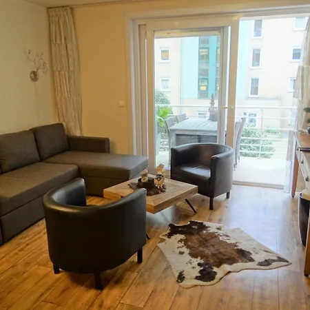 Апартаменты In Near The Beach, Cleaning Included Ньивпорт
