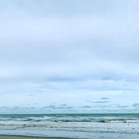 Апартаменты In Near The Beach, Cleaning Included *